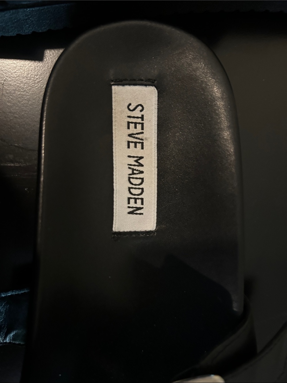 Women’s Black Steve Madden slides/sandals Size 9 - Picture 2 of 5